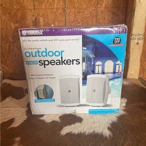 Yamaha NS-AW150 2-Way White Indoor/Outdoor Speaker Pair-New In Sealed Box